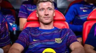 لواندوفسکی افشاگری می‌کند؛ بحران مالی بارسلونا تا منوی غذا کشیده شد!