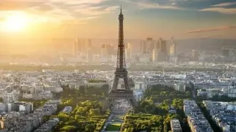 از برج ایفل تا خیابان شانزه‌لیزه؛ راهنمای کامل سفر به پاریس با پرواز از تهران