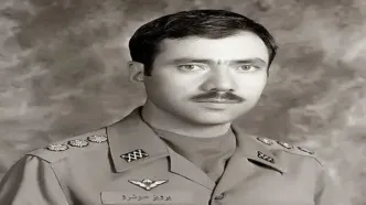 تصویری جالب و کمتر دیده شده از نابغه جنگ الکترونیک ارتش