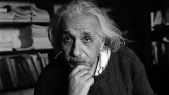 «آلبرت انیشتین» در 6 سالگی و در کنار خواهرش ماریا؛ سال 1263