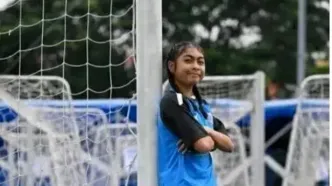 وحشت در فوتبال زنان آسیا؛ دختر ۱۵ ساله در لیگ قهرمانان بیهوش شد!