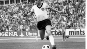 دیتر هرتزوگ بازیکن اسبق تیم ملی آلمان درگذشت + سوابق