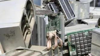 فاجعه در راه است: ۱۳ میلیون ایرانی با مصرف برق ۱۰ خانوار، پشت پرده استخراج رمز ارز!