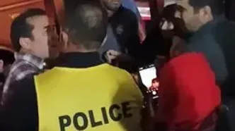 درگیری عجیب لفظی خداداد عزیزی با یکی از هواداران خیبر +فیلم