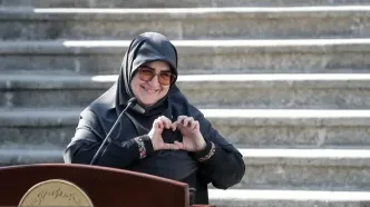 ذوق‌زدگی کیهان از نقد روزنامه اصلاح‌طلب به خانم سخنگو!