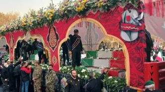 آغاز آیین تشییع پیکر ۱۰۰ شهید گمنام دفاع مقدس در تهران