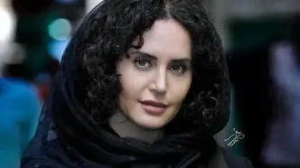 تیپ پاییزی الناز شاکردوست در تئاتر دوستش