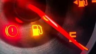 بلایی که تثبیت قیمت بنزین بر سر اقتصاد ایران و سفره مردم آورد | با دست فرمان دولت خاتمی، بنزین امسال 35 هزار تومان بود و آبان 98 رخ نمی‌داد