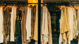 هجوم ایرانی‌ها به بازار استوک | پشت پرده افزایش علاقه ایرانی‌ها به پوشاک استوک‌ کیفیت بهتر یا قیمت پایین‌تر؟