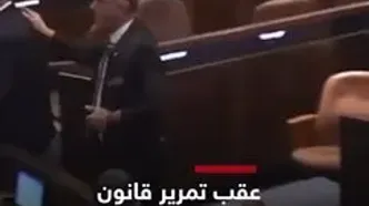 توزیع شیرینی پس از تصویب قانون اعدام اسرای فلسطینی