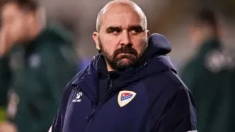 شوک به فوتبال؛ مرگ سرمربی 44 ساله در جریان مسابقه!