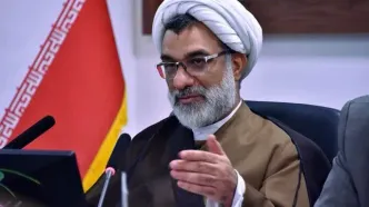 صدور گواهینامه موتورسیکلت برای زنان نیازمند پاسخ حقوقدانان و مجلس/ برخی با بی حجابی، بدحجابی، با پوشش بد، سوار موتور می‌شوند؛ این نوع رفتارها خلاف شرع است/ اگر موازین شرعی رعایت شود مغایرتی با بسیاری از فتواهای فقهای شرعی ندارد