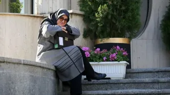 تصاویر؛ ژست‌های خانم سخنگو در حاشیه جلسه هیات دولت