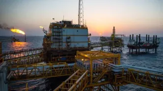 سرگردانی بشکه های نفت خام ایران روی دریا | افت تقاضا از سوی چین