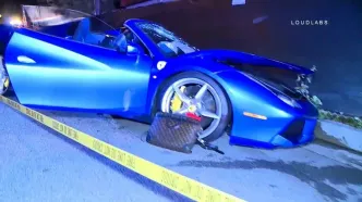 ببینید؛ زنده ماندن باورنکردنی راننده چینی از تصادف شدید