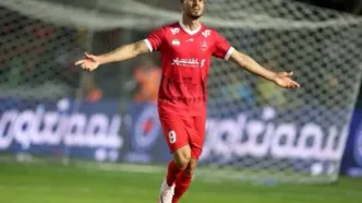 آقای گل پرسپولیس دربی را از دست می‌دهد؟