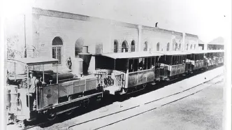 عکس‌های دیدنی از ماشین دودی شاه عبدالعظیم که برای همیشه تعطیل شد!