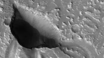 دانشمندان چین: زیر سطح مریخ شاید زندگی پنهان شده باشد!