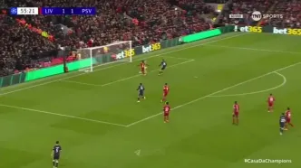 ویدیو: گل دوم آیندهوون به لیورپول توسط تیل