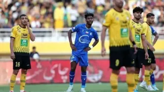 چرا بازی استقلال سپاهان عقب افتاد؟