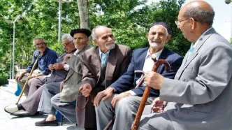 شارژ دوباره حساب حقوق بازنشستگان از امشب | واریز یارانه معیشتی 600/000 تومانی برای خانوار بارنشسته ها