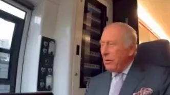 پادشاه بریتانیا راننده تراموا شد!