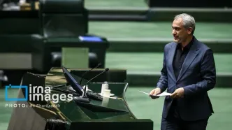 وزیر اقتصاد: وقتی کشور وارد فضای جنگی می‌شو، فرصت کمتری برای پرداختن به مسائل بلندمدت باقی می‌ماند/ رشد ۸ درصدی اقتصاد نیازمند رفع موانع کلان است