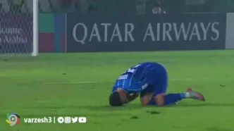 رفتار عجیب بازیکن الوصل که از چشم داور دور ماند+ ویدئو