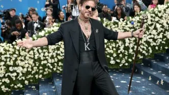 شاهرخ خان ۶۰ ساله شد/ یک نماد که هنوز هم پرطرفدار است