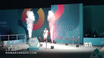 ویدیو| به یاد صابر با بازوبند مشکی؛ ادای احترام به ستاره فقید والیبال ایران