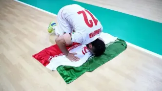 خوشحالی ملی‌پوشان فوتسال ایران پس از قهرمانی در بازی‌های کشورهای اسلامی (عکس)