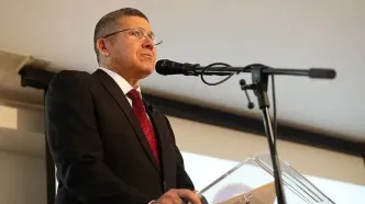 سفیر ونزوئلا در تهران: رفتار آمریکا هالیوودی است؛ سیا برای سرنگونی ونزوئلا سناریو نوشته؛ دولت مادورو ضمن تأکید بر دیپلماسی، در عین حال آماده دفاع است