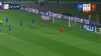 ویدیو: گل سوم پرسپولیس به استقلال خوزستان توسط کاظمیان