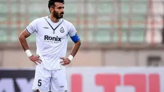 پوستر باشگاه ملوان با کنایه به خط سفید اینترنتی