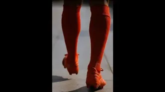 با استوک قرمز مقابل برج میلاد/ ویدیوی فولاد برای بازی با استقلال