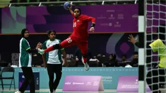 ایزدگشب: پله به پله تا قهرمانی می‌رویم