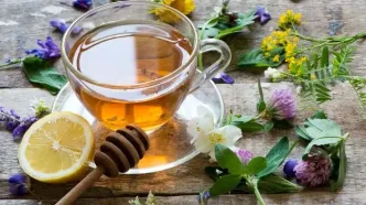 مصرف بیش از حد دمنوش‌های گیاهی برای آنفلوانزا می‌تواند خطرناک باشد