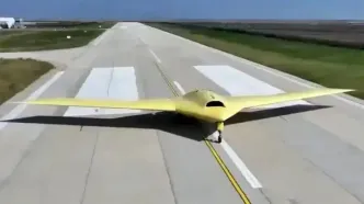 اولین پرواز بمب‌افکن بدون‌سرنشین CH-۷ چین