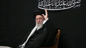 شعرخوانی در حضور رهبری: آه از خنده نورانی حاجی‌زاده