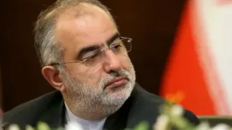 آشنا خطاب به ترامپ: حتی در اوین هم کسی با شما نیست