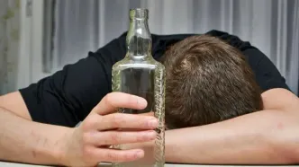 مشروب دست‌ساز: نابینایی، نارسایی کلیه و مرگ در کمین