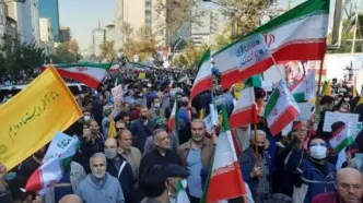 قطعنامه راهیپمایی ۱۳ آبان: بر پرهیز جدی از واگرایی‌های تفرقه‌افکنانه، تأکید می‌ورزیم/ هرگونه سازش یا تسلیم در برابر هژمونی قدرت‌های استکباری را محکوم و بر عدم اعتماد مطلق به غرب تأکید می‌کنیم