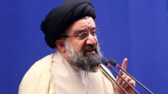 احمد خاتمی: تهدید مقام معظم رهبری محاربه است و محاربه حکم اعدام دارد / جواب آمریکا جز مقاومت نیست؛  تا آخرین قطره خون در برابر این طاغوت جنایتکار ایستاده‌ایم