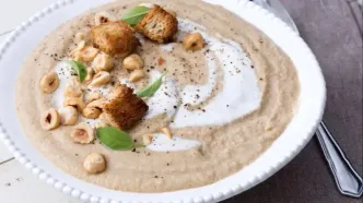 طرز تهیه سوپ فندق؛ سوپ مشهور راپونزل!