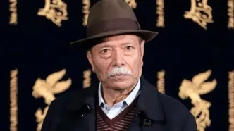 حضور گلشیفته فراهانی و علی نصیریان در فرش قرمز «آه، چه روزهای خوشی بود»