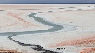 دریاچه ارومیه به زودی از نقشه ایران محو خواهد شد؟/ هشدار جدی ستاد احیای دریاچه ارومیه