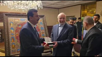 قالیباف کتاب رهبر انقلاب را به رئیس جمهور پاکستان اهدا کرد