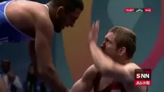 ببینید|حرکت زشت کودیف در واکنش به دلجویی رحمان عموزاد پس از جدال فینال