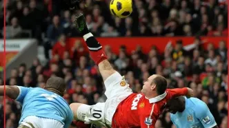 قیچی  برگردان وین رونی در ۴۰ سالگی به یاد سوپرگلش!/ ویدئو