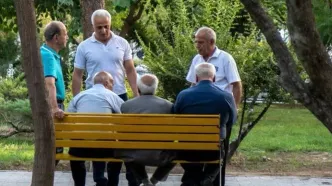 تغییر روش پرداخت حقوق بازنشستگان تأمین اجتماعی | واریز حدود ۱۱,۷۰۰,۰۰۰ برای بازنشستگان حداقل‌بگیر سابقه کم